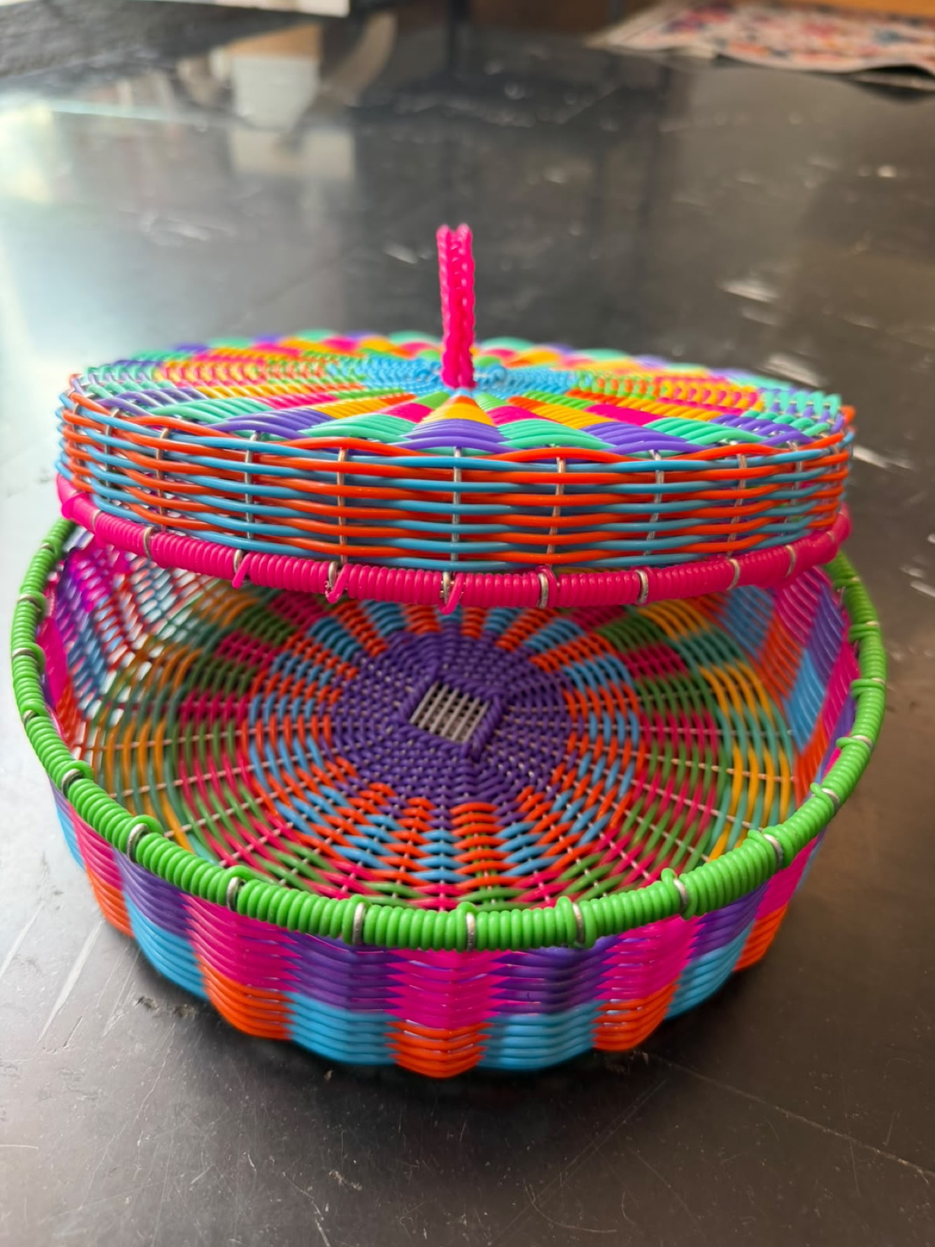 Tortillero 1 kg · Coloridas · los colores pueden variar